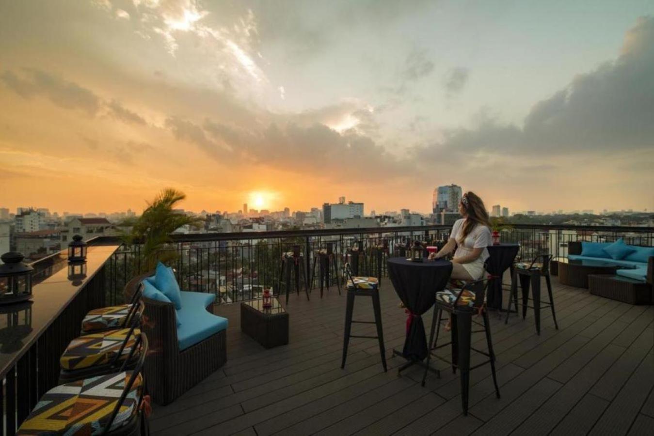 Acoustic Premium Hotel & Spa Hanoi Exterior photo