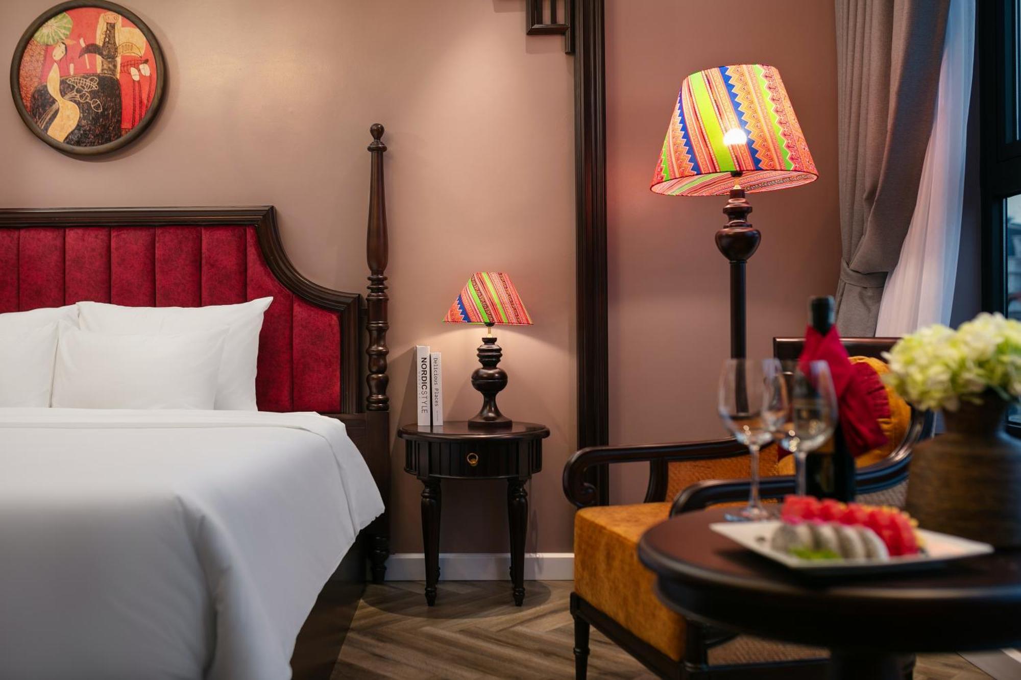 Acoustic Premium Hotel & Spa Hanoi Exterior photo