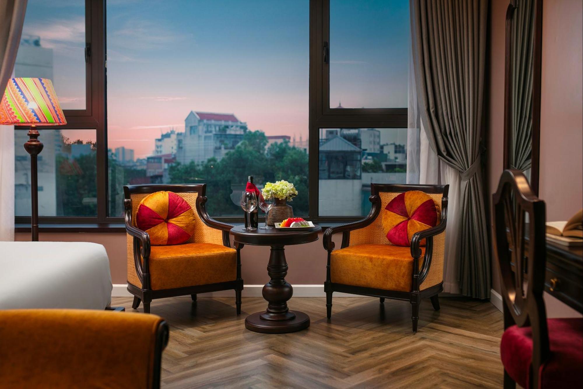 Acoustic Premium Hotel & Spa Hanoi Exterior photo